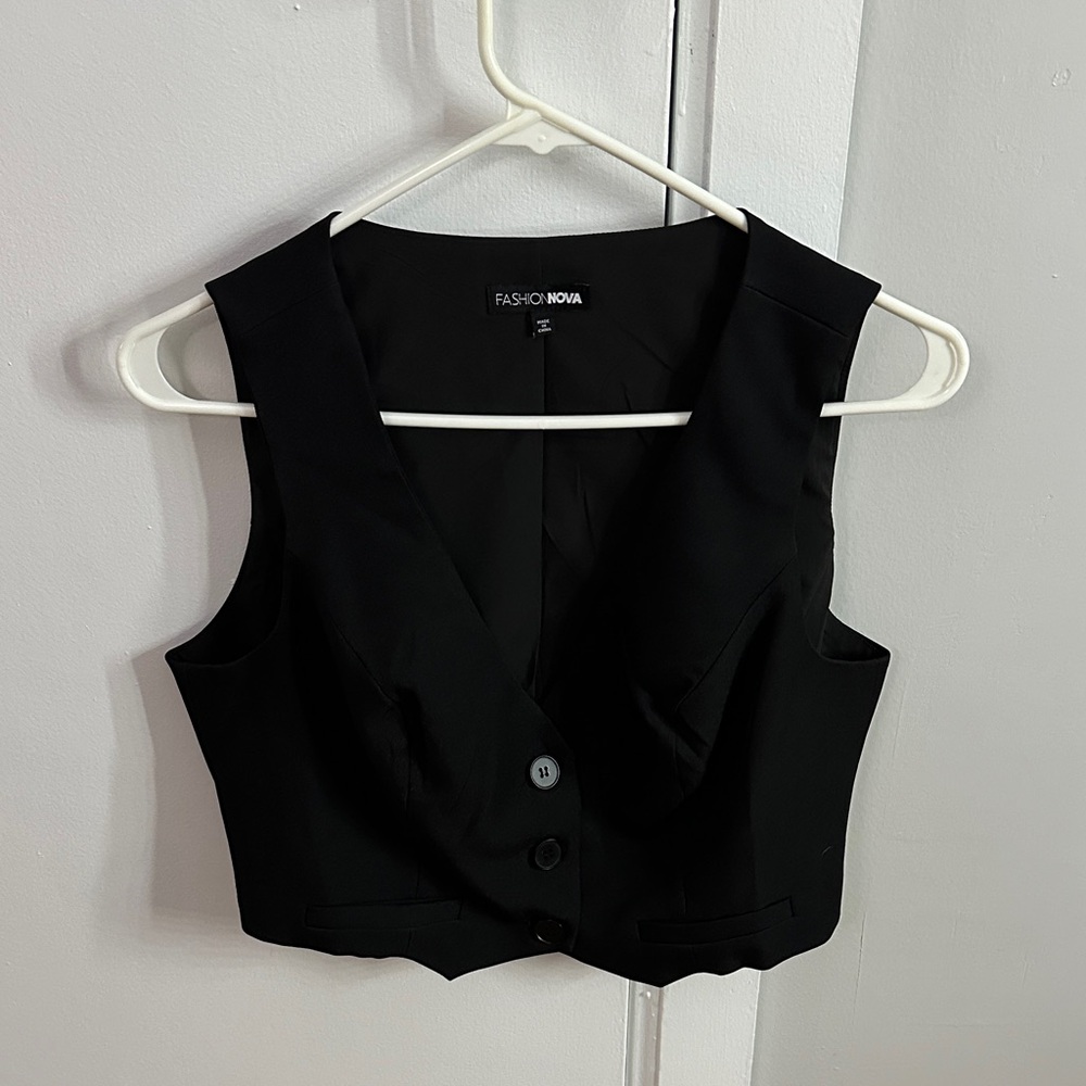 Fashion Nova Black Crop Top